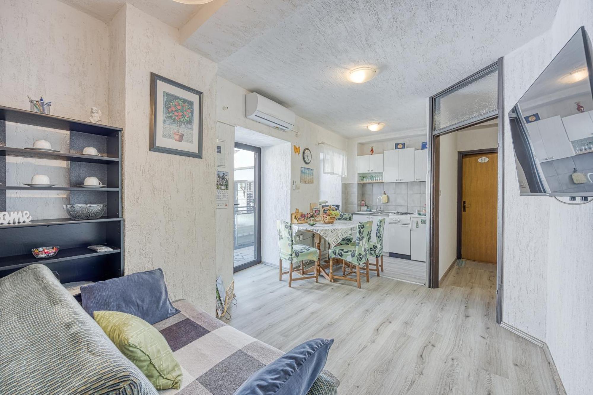 Apartments Cindric Селце Экстерьер фото